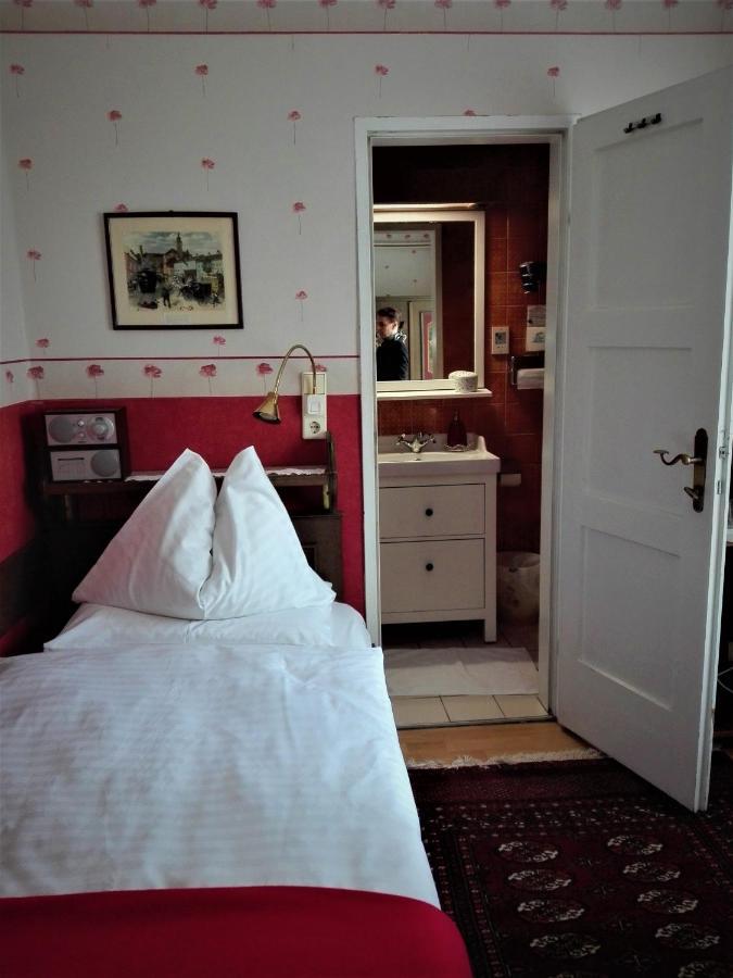Hotel Schneider-Goessl Viena Habitación foto